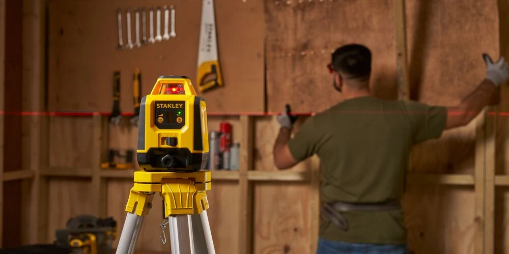 niwelator laserowy Stanley STHT77616