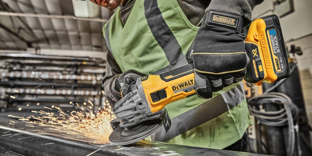 Dewalt XR DCG405