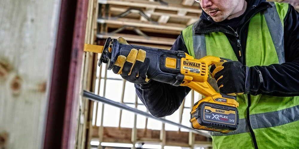 Dewalt 54V XR FLEXVOLT DCS389