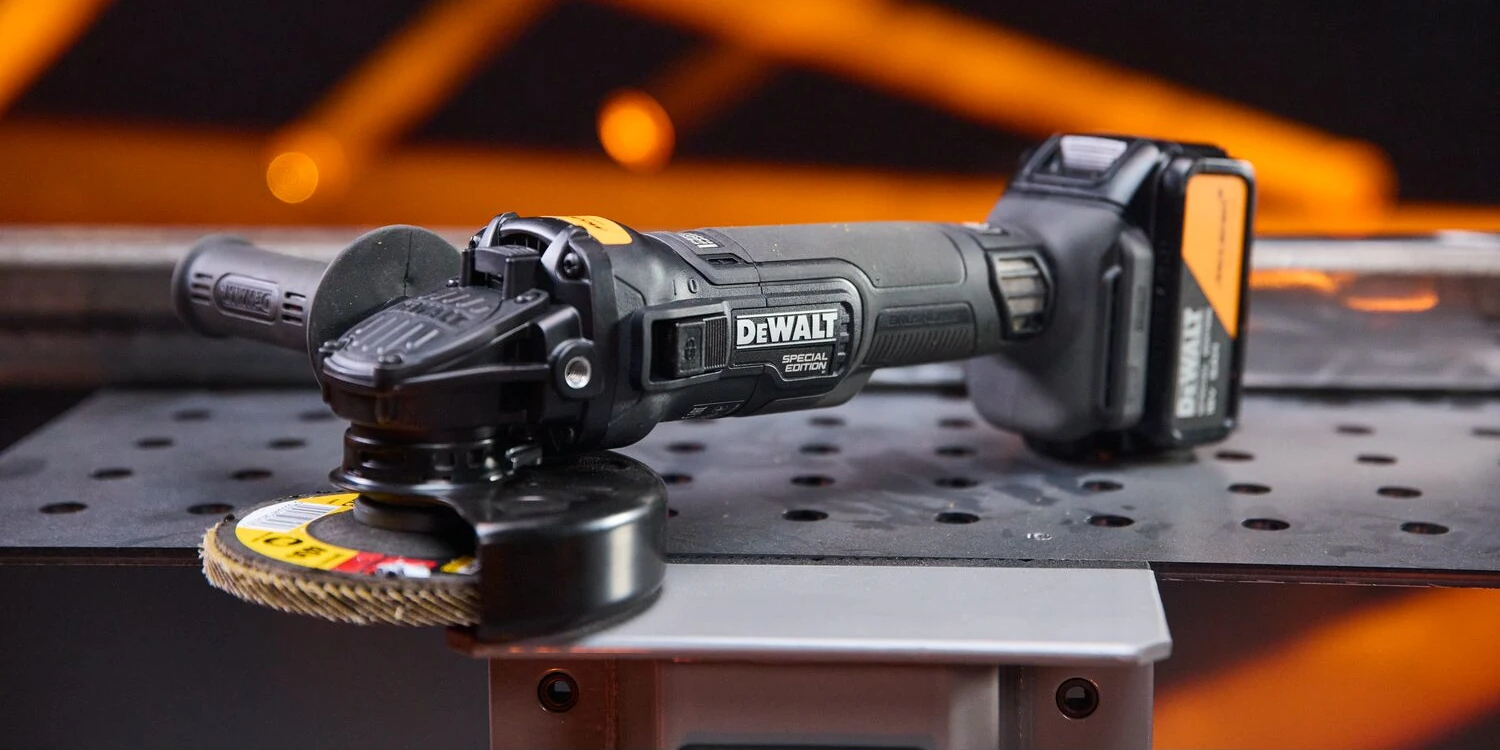 Dewalt x McLaren DCG45M