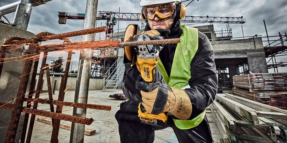 Dewalt XR DCG406