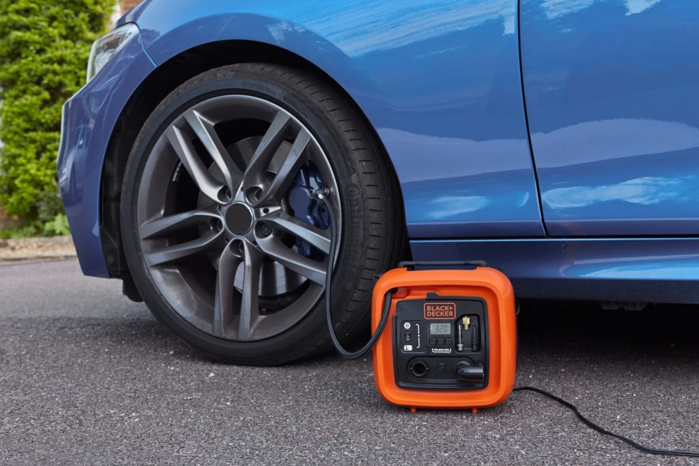 Kompresor Black Decker ASI400