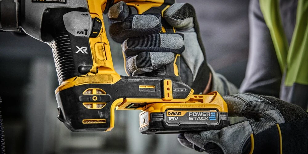 Młotowiertarka DeWALT