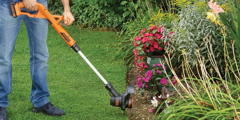 Podkaszarka Black Decker ST1823