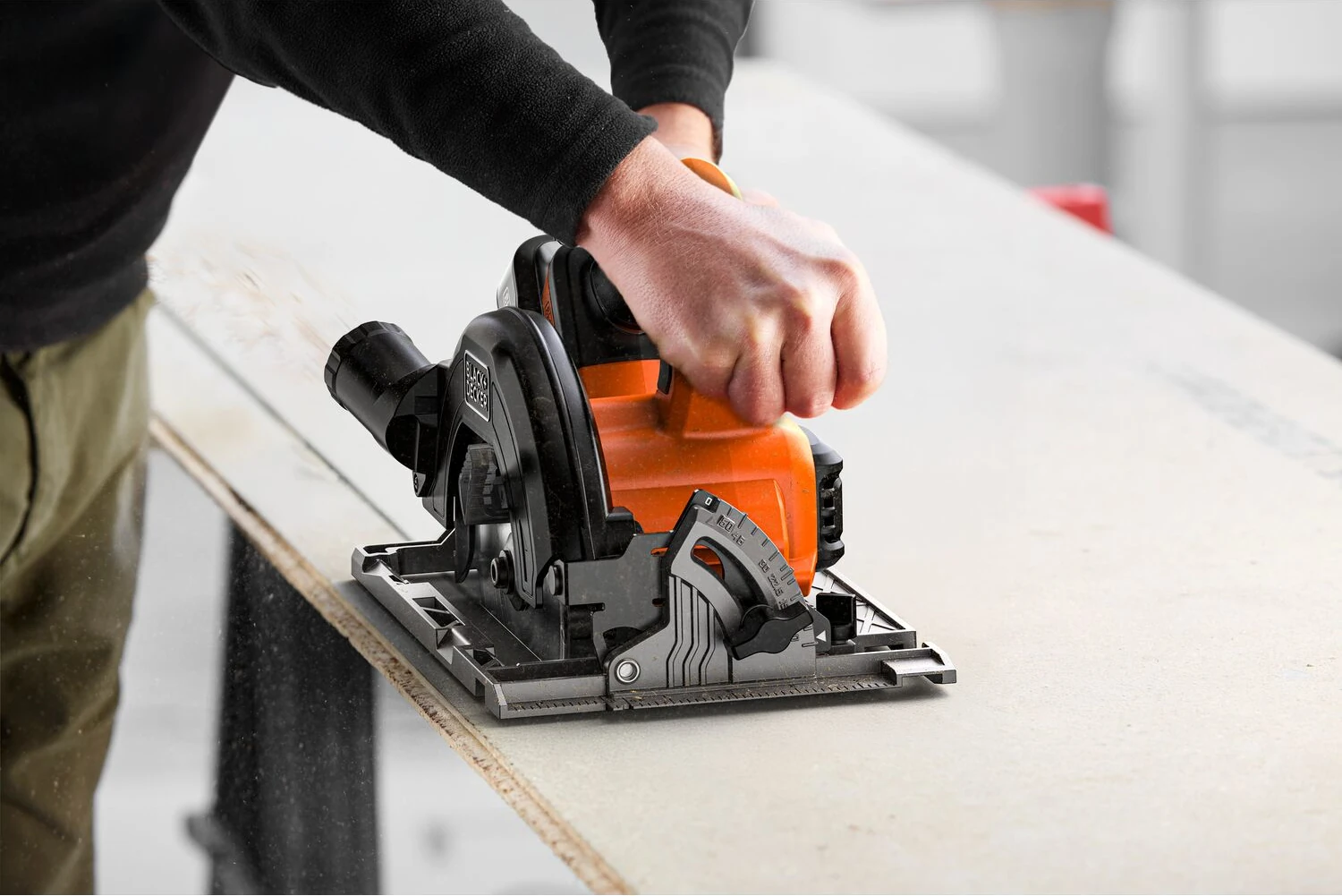 Zastosowanie ukośniocy black decker
