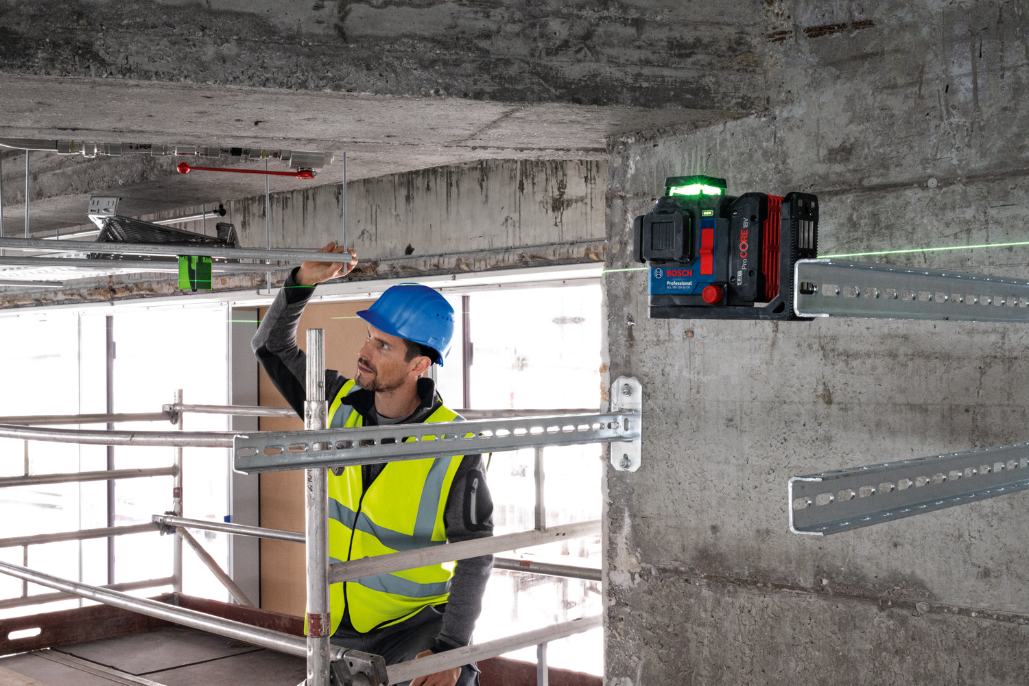 BOSCH GLL 18V-120-33 CG PROFESSIONAL